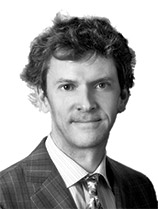 [MISSING IMAGE: ph_evanmalone-bw.jpg]