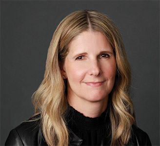 [MISSING IMAGE: ph_jenniferrule-4c.jpg]